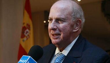 Distinction royale pour Albert Sasson