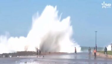Des vagues géantes tuent une femme à Harhoura