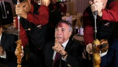 Viande avariée au Brésil: Plusieurs marchés-clés ferment leurs portes