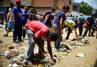 Mort, pillages et faim: chronique d'une nuit d'émeutes au Venezuela