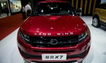 Salon de Shanghai: les constructeurs impuissants face aux sosies chinois