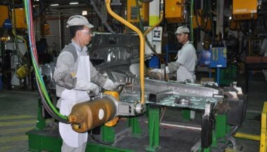 Elalamy et Elomari vendent le Rif auprès des industriels de l’automobile