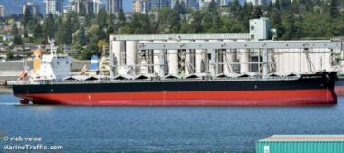 Un nouveau navire de phosphates marocains bloqué à Panama?