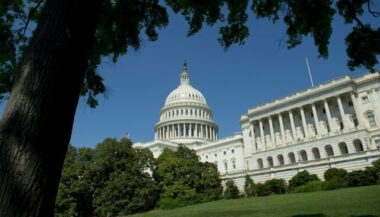 Etats-Unis: le Congrès dope l'armée