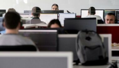 Les grandes marques françaises du luxe ouvrent des boutiques de e-commerce