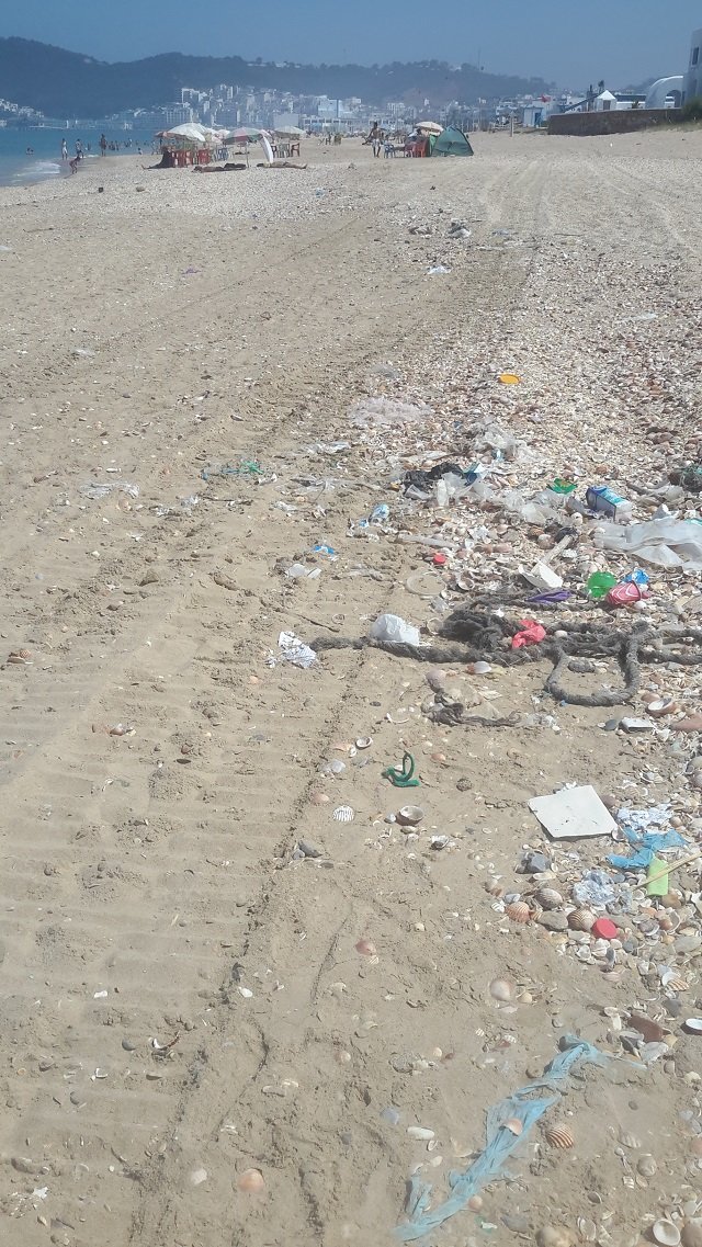 Environnement: De Mdiq à Fnideq, une poubelle à ciel ouvert