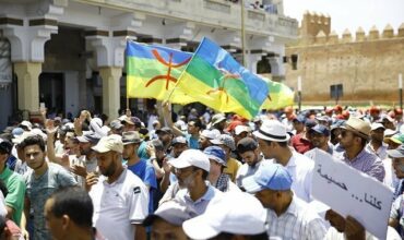 Hirak: Les regards se tournent vers une intervention du Roi