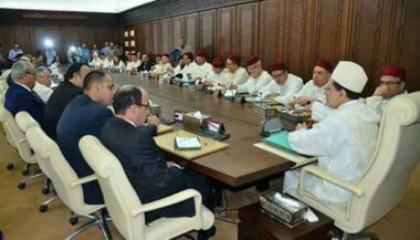 Al Hoceima: El Otmani réunit ministres et élus et tente de jouer un rôle