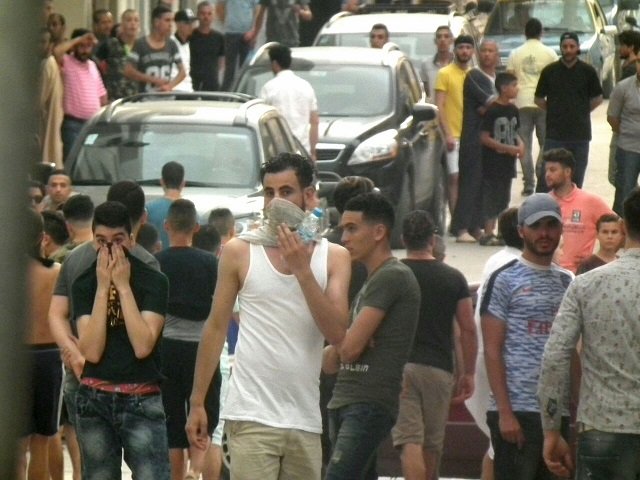 Al Hoceima: population dans la rue, le jour de l'Aïd