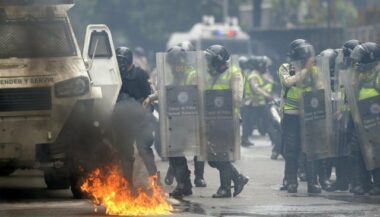 Venezuela: un adolescent tué lors d'une manifestation, l'armée reconnaît des abus