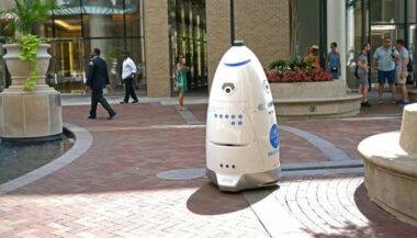 Les robots de sécurité à la mode malgré le &ldquo;suicide&rdquo; de l'un d'eux