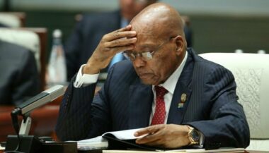 Afrique du Sud: le président Zuma rattrapé par un vieux dossier de corruption