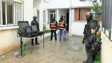 Saisie de produits chimiques dans le domicile familial du cerveau de la cellule terroriste démantelée samedi