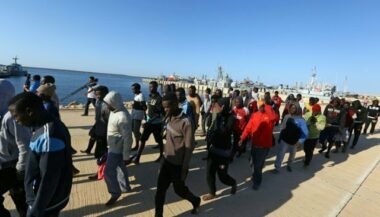 Trafic d'êtres humains en Afrique: 40 personnes arrêtées, et 500 migrants sauvés par Interpol