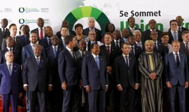 Comment le Roi a isolé l'Algérie au sommet UA-UE à Abidjan