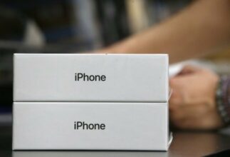 iPhone ralentis par Apple: une association française porte plainte pour obsolescence programmée
