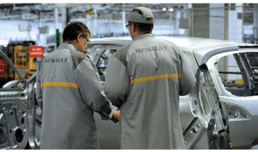 Automobile: &ldquo;Renault et PSA en avance sur les objectifs&rdquo; (MHE)