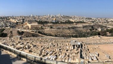 Israël adopte une loi visant à compliquer le partage d'Al Qods