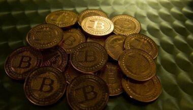 Le bitcoin sous les 10.000 dollars pour la 1ère fois depuis début décembre