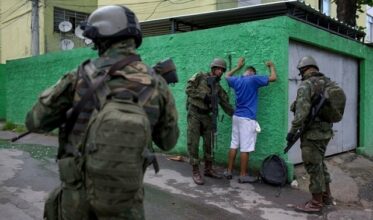 L'armée prend le commandement de la sécurité de Rio