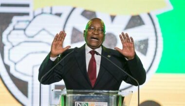 Afrique du sud: Zuma refuse de démissionner, plonge le pays dans l’incertitude