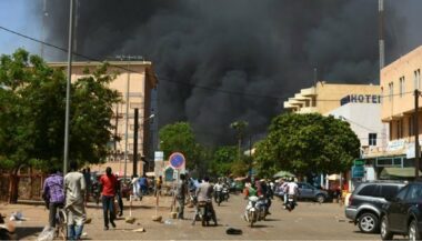 Burkina Faso: l'Etat-major des armées et l’ambassade de France visés par une attaque