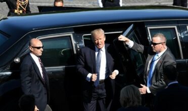 Commerce: Trump menace les constructeurs automobiles européens