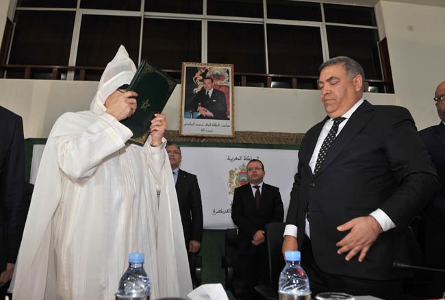 Passation de pouvoirs entre l'ancien et le nouveau wali de la région de Rabat
