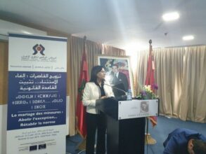 Amina Bouayach plaide pour l'abolition du mariage des mineures