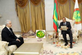 Nizar Baraka transmet un message du Roi au président mauritanien