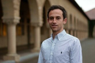 Un Marocain de 23 ans enseigne l’intelligence artificielle à Stanford