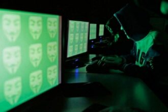 Réseau de cyber-détournements démantelé: quatre nouvelles arrestations