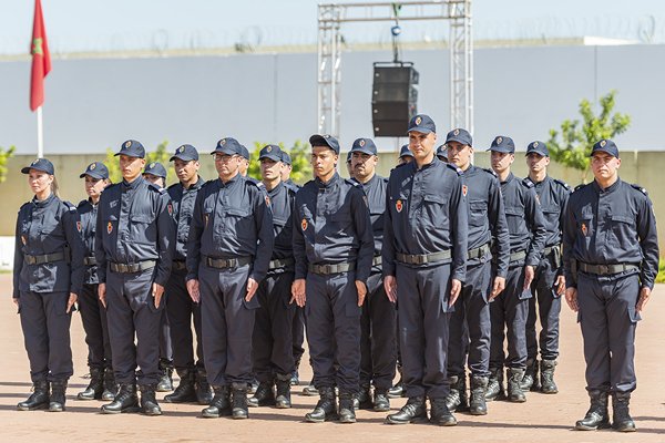 Nouvel uniforme pour les fonctionnaires des prisons