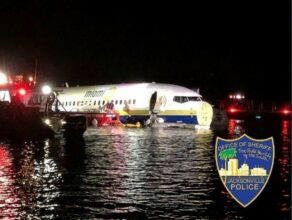 Un Boeing 737 atterrit dans un fleuve en Floride
