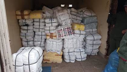 Nador: saisie de 7 tonnes de sacs en plastique au poste de Bario Chino