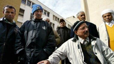 Chibanis: la prise en charge médicale sans condition de séjour en France entre en vigueur