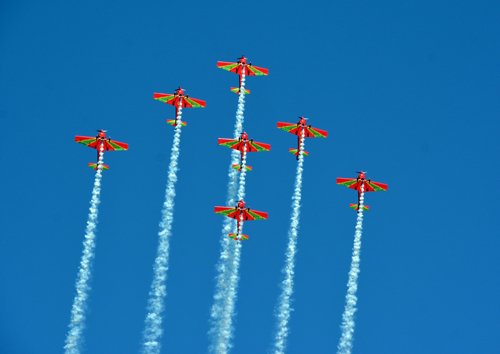 Photos. Show aérien des FRA à l'occasion de la fête du Trône