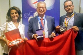 Un chercheur marocain fait Chevalier de l’Ordre des sciences à Londres