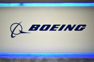 Des dizaines de Boeing immobilisés dans le monde en raison de fissures