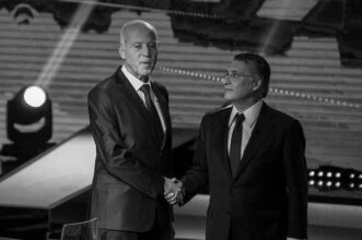 Un débat télévisé salué clôt la campagne de la présidentielle en Tunisie