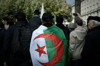 Présidentielle en Algérie: 5 candidats retenus, dont 2 ex-Premiers ministres