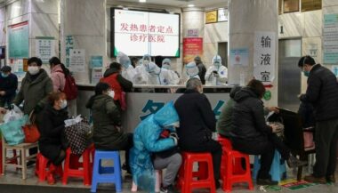 Coronavirus: l'armée chinoise en renfort, l'Europe touchée