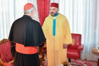 Le Roi reçoit l'archevêque de Rabat