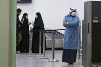 Coronavirus: Bahreïn et Koweït annoncent leurs premiers cas