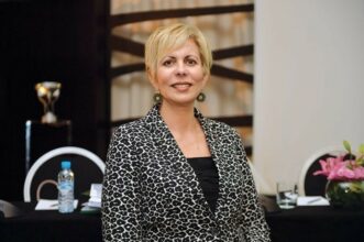 Nezha Hayat élue présidente du comité régional de l'OICV