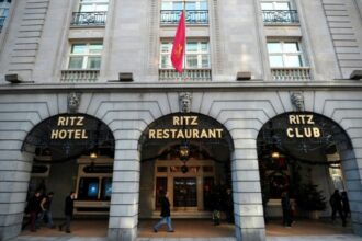 Des propositions à 1,15 milliard d'euros pour racheter le Ritz de Londres