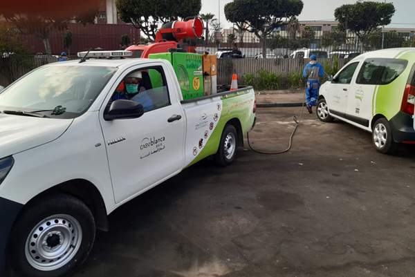 Désinfection des espaces publics dans plusieurs villes marocaines