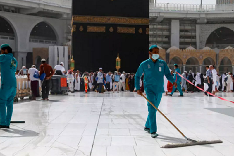 Covid-19: Saisissantes images de l'esplanade de la Kaâba vide de fidèles