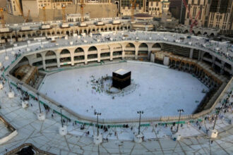 L'Arabie saoudite appelle les musulmans à suspendre les préparatifs au Haj