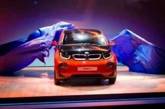 BMW présente l'i3, sa première voiture 100% électrique